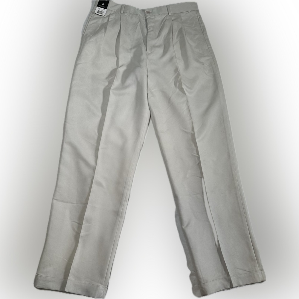 Claiborne Wrinkle Resistant Textured Dress Pant Pleated‎ Cuffed Cream 36x 32